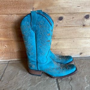 Women’s Circle G turquoise cowboy boots
